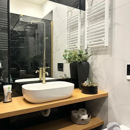 R&g Luxury Varkiza Apartment