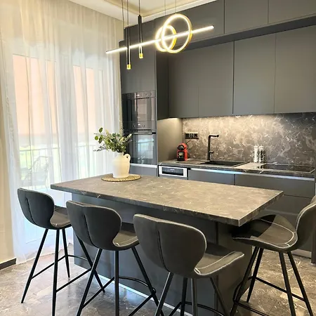 Apartment R&g Luxury Varkiza